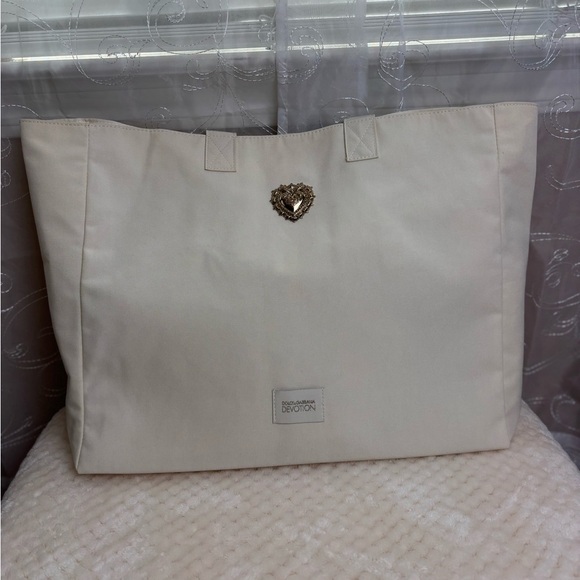 Dolce & Gabbana “Devotion” Large Tote - Picture 6 of 11